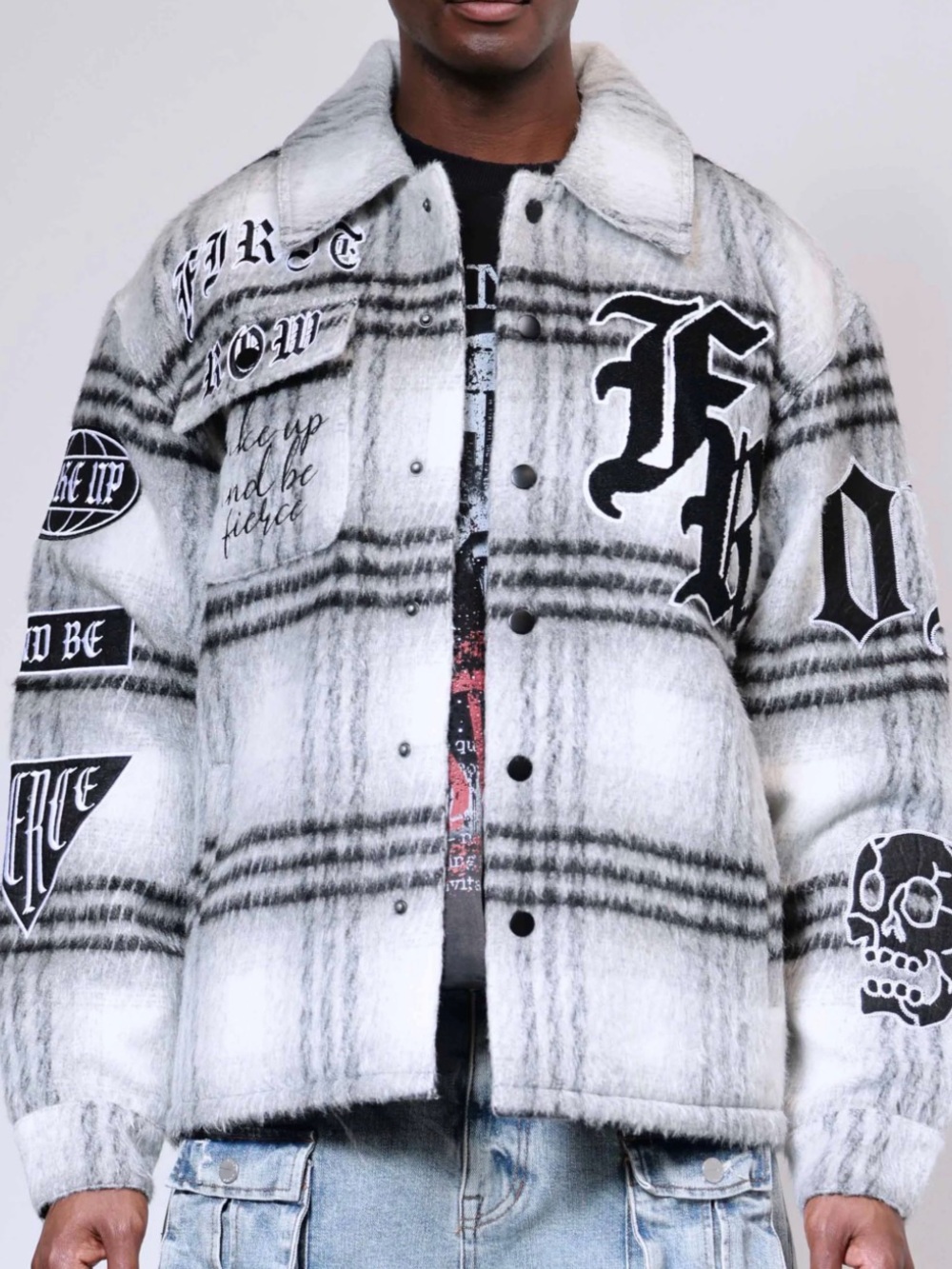 FIRST ROW WAKE UP AND BE FIERCE SHACKET Size: L Men Gray